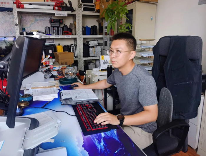 奮斗創(chuàng)造歷史 實干成就未來——省建科院第三黨支部解放思想大討論活動紀實(圖8)